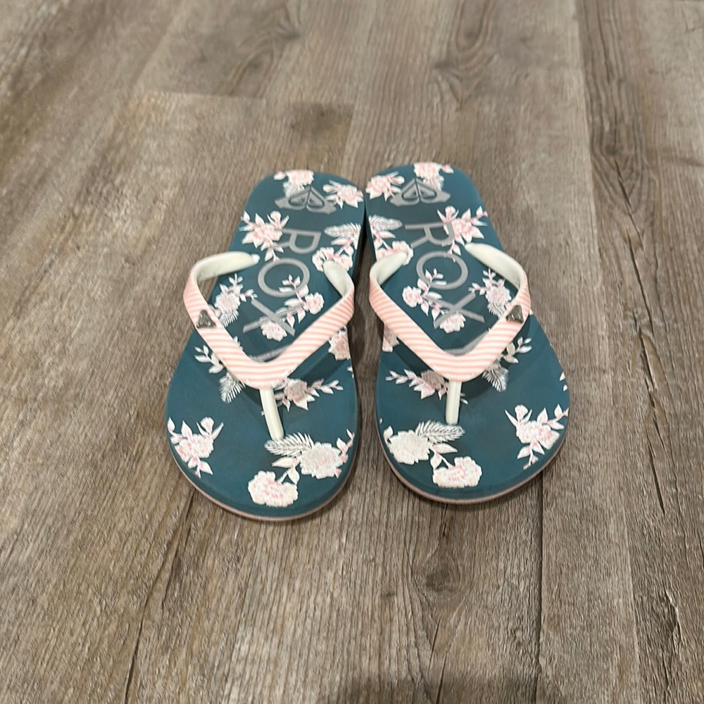 Girls Roxy Flip Flops Size 13/1.